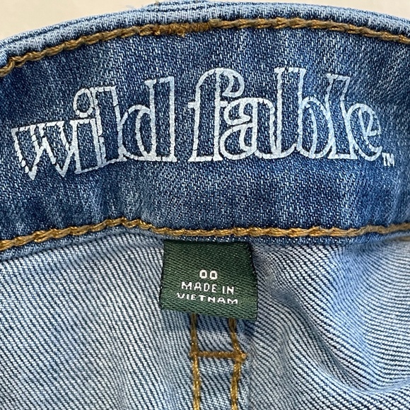 Wild Fable High Rise Skinny Light Wash Jeans 00 - Picture 6 of 10